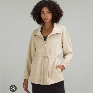 Lululemon softstreme cinch waist jacket